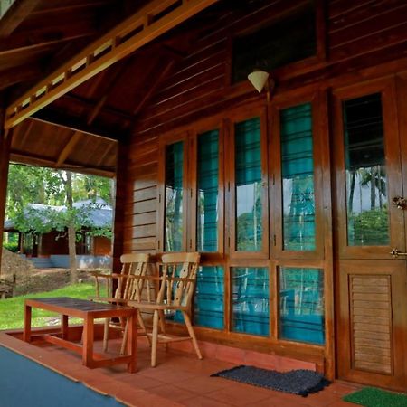 Royal Wooden Villa Mananthavady Esterno foto